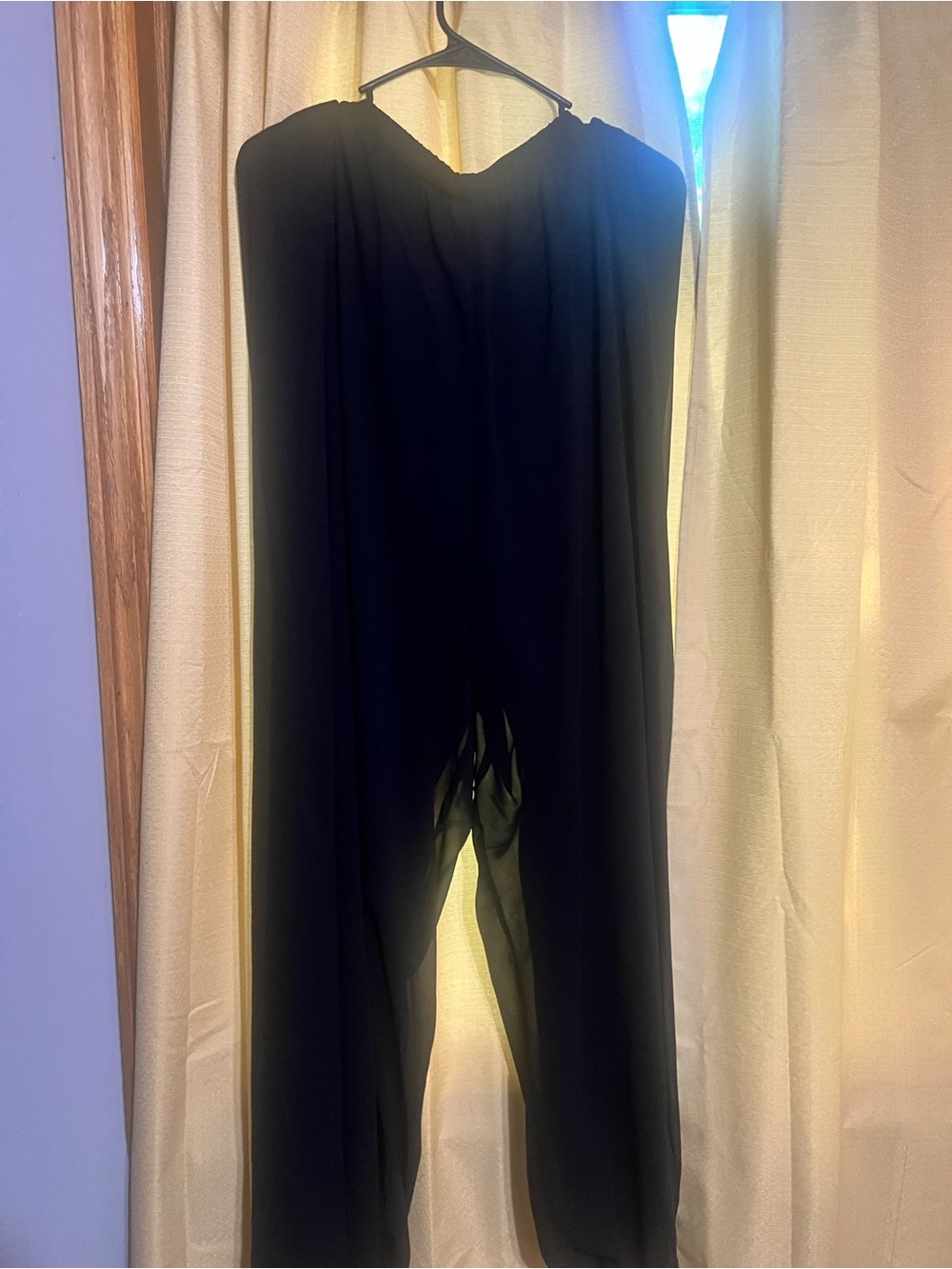 Wide legged lined flowy pants